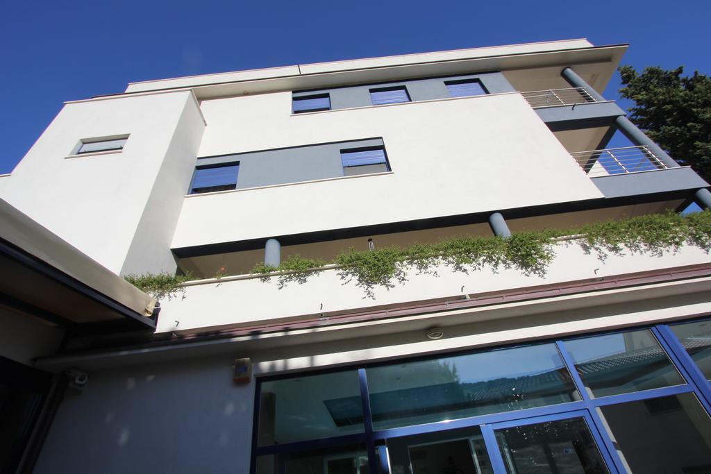 Apartments Villa Ceres Klek Exterior photo